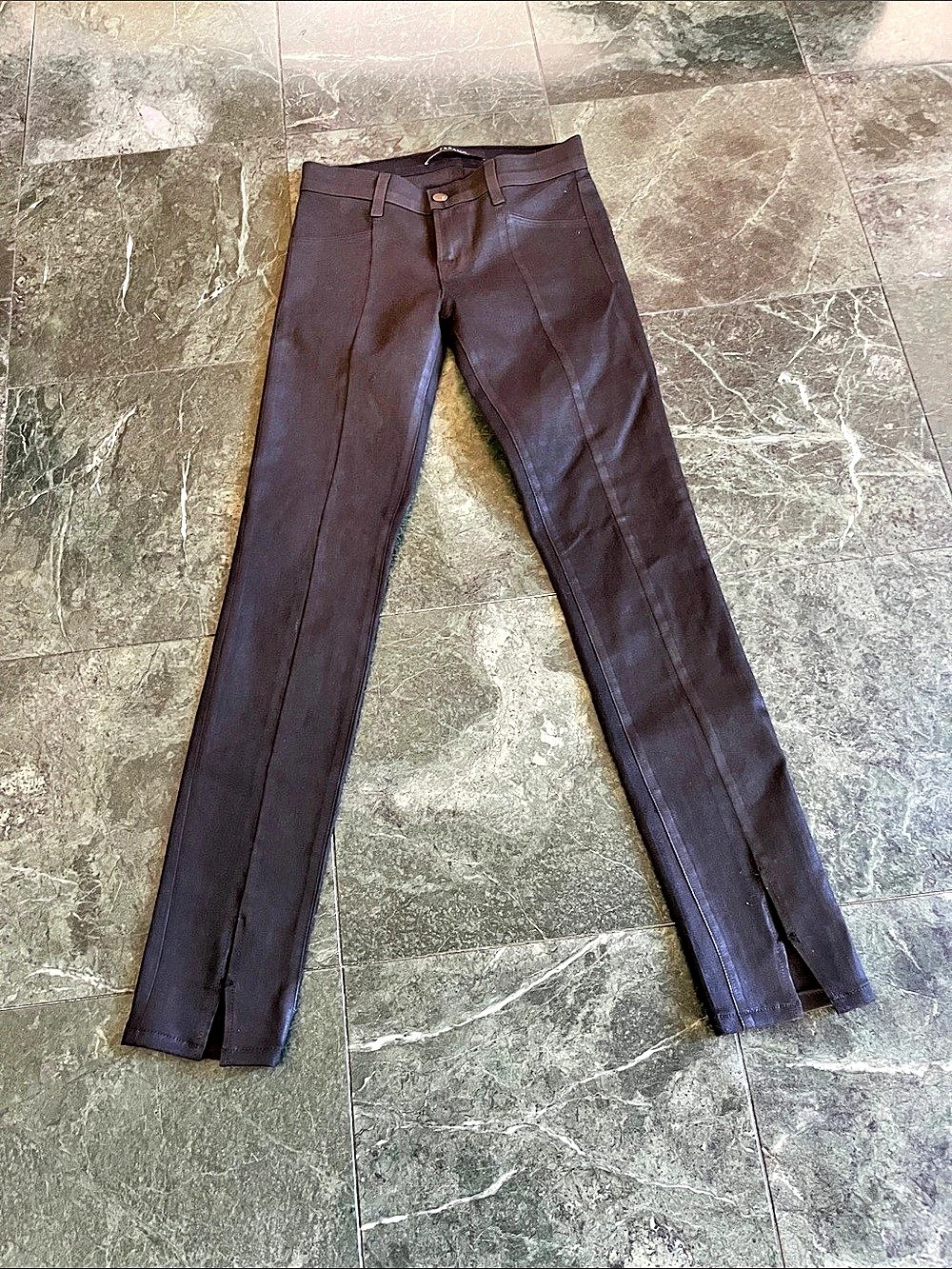 J Brand Skinny Pants in Black Waist 24 Like New